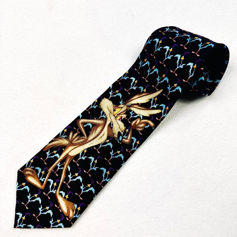 Official Looney Tunes Wile E. Coyote and Roadrunner Silk Neck Tie